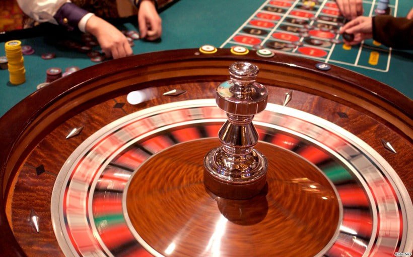 mcpack account dashboard showing Auto Roulette table selection and payment options